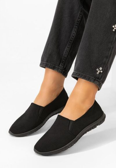 Tenisi Slip-On Gretia negri